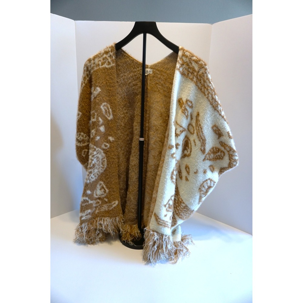 POL Paisley Fuzzy Knit Fringe Poncho Wrap Camel Cream GST317 Womens Small - Picture 9 of 9